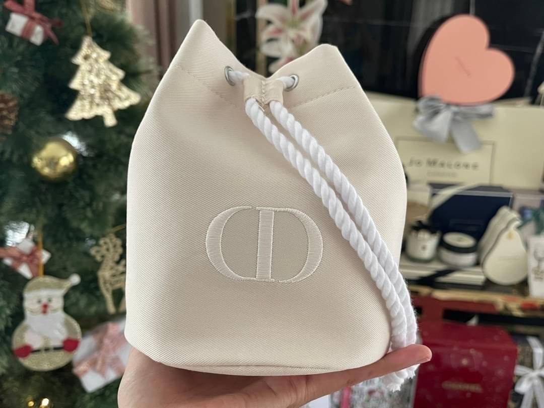 กระเป๋า Dior ทรงขนมจีบ สีครีม