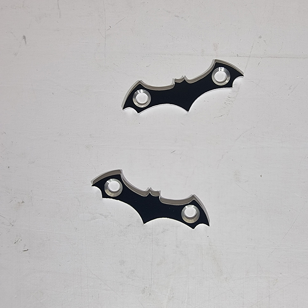 [0302] batman แผ่นรองน็อตยึดทรัคสเก็ตบอร์ด แก้น็อตจมกินไม้ ทรงค้างคาว ชุบสีอโนไดซ์