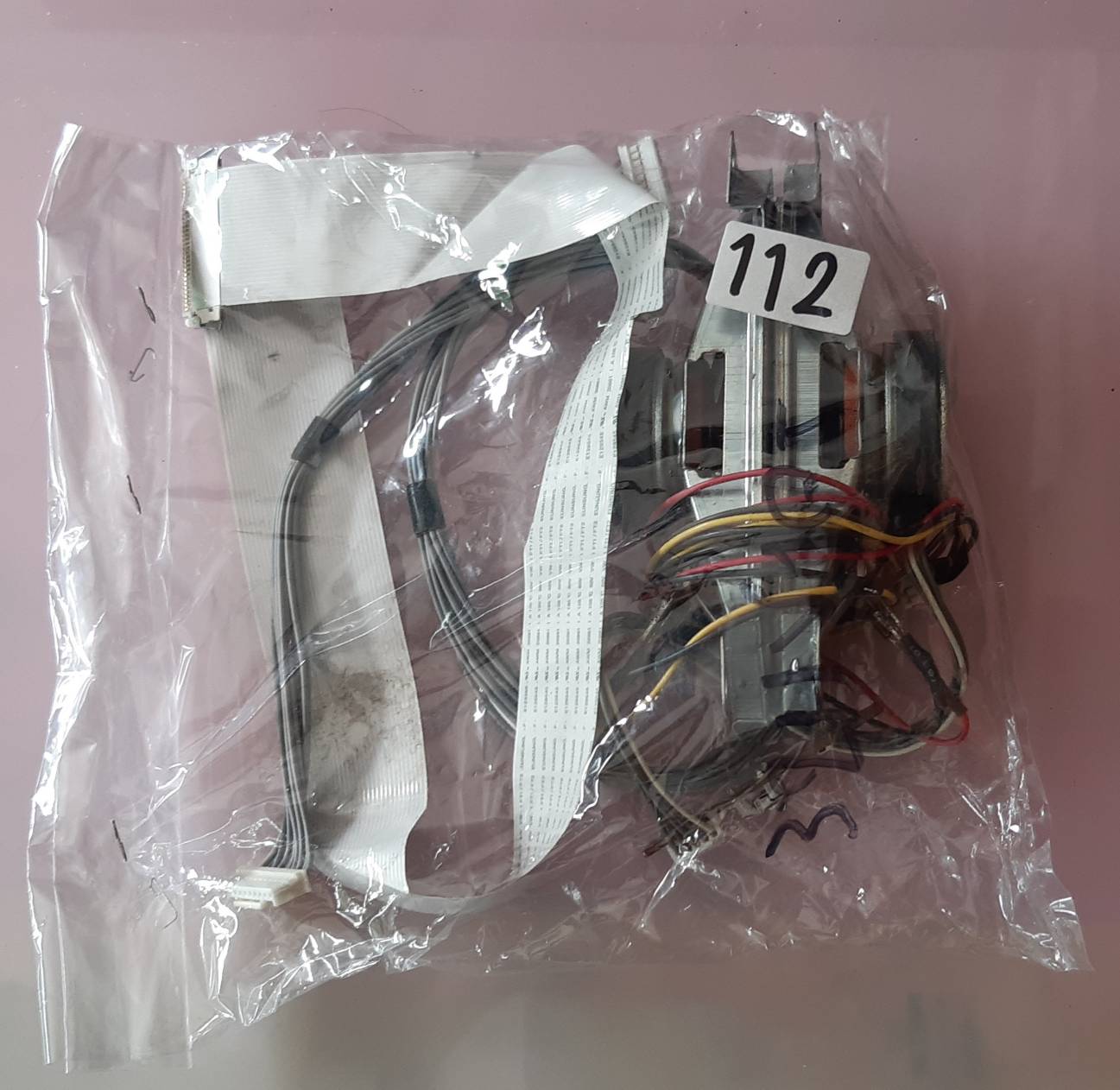 ชุดสายแพร 112 TOSHIBA 32HV10T