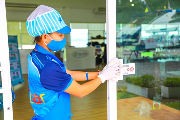 อันดับ 1 ทัวร์เกาะพีพี อ่าวมาหยา อ่าวปิเละ เกาะไข่ เรือสปีดโบ๊ท Phi Phi Island Khai Island - Maya Bay - Pileh Lagoon