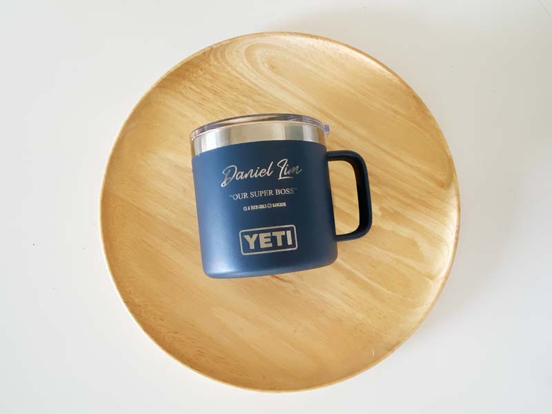 สลักชื่อ สลักข้อความ สลักรูป เลเซอร์ชื่อ เลเซอร์ข้อความ เลเซอร์รูป บนกระบอกน้ำ