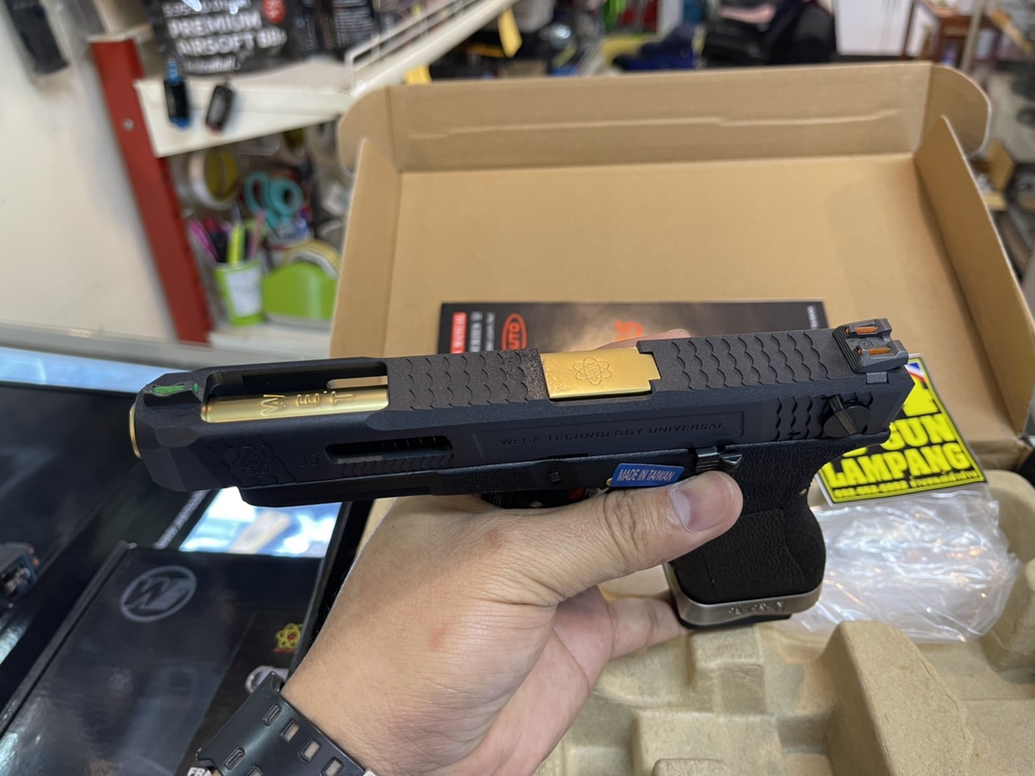WE - Glock 35 G-Force T1 เฟรมดำ สไลด์ดำ ท่อทอง