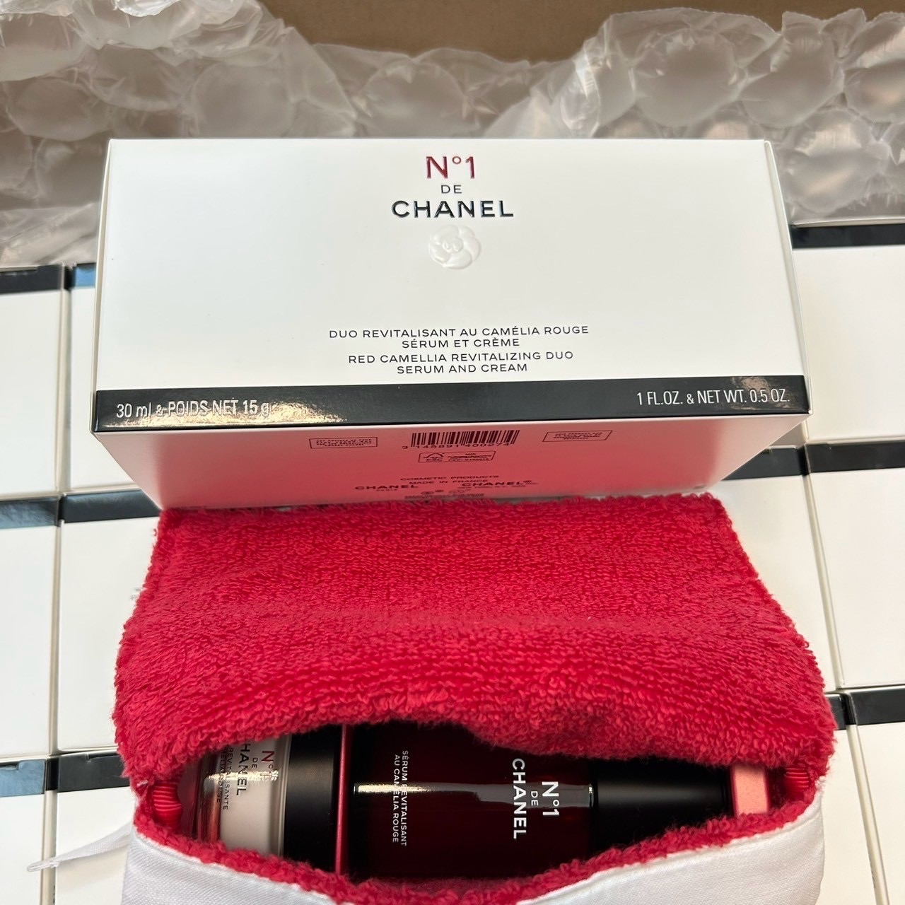 Chanel N°1 de Chanel Revitalizing and Nourishing Duo