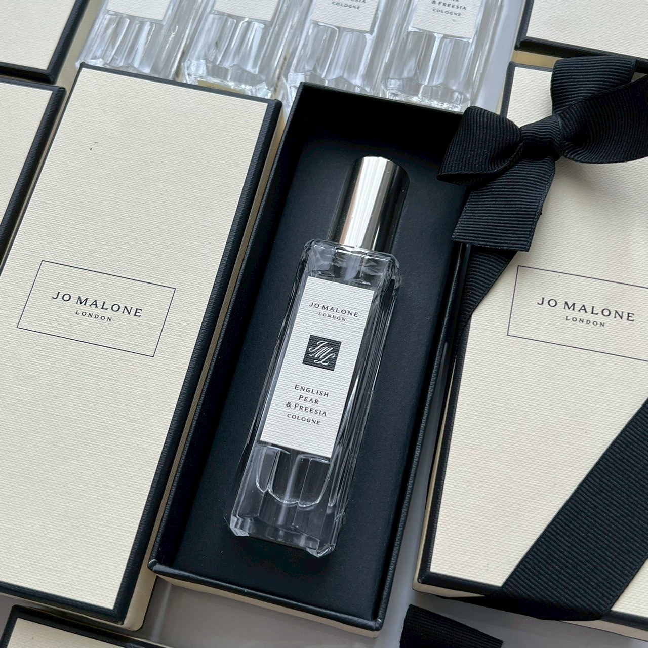 JO MALONE LONDON English Pear & Freesia 30 ml (Counter Box)