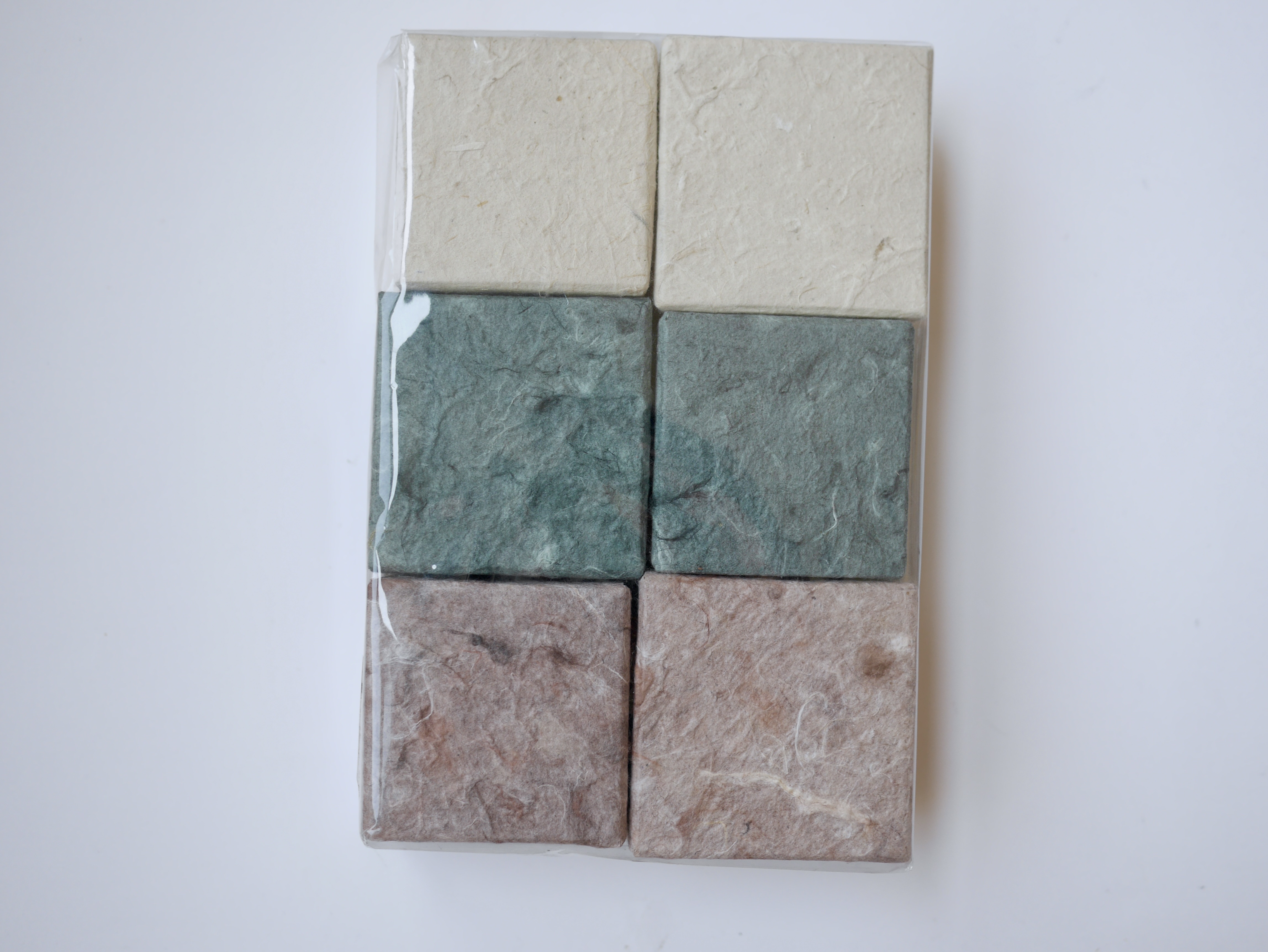 กล่องกระดาษสา กล่องกระดาษ สำหรับใส่ของขวัญ gift ขนาด 6x6x4 เซนติเมตร จำนวน 6 ใบ สี EarthTone สีแดงเลือดหมูตุ่น สีเขียว สีเบจ สีน้ำตาลตุ่น