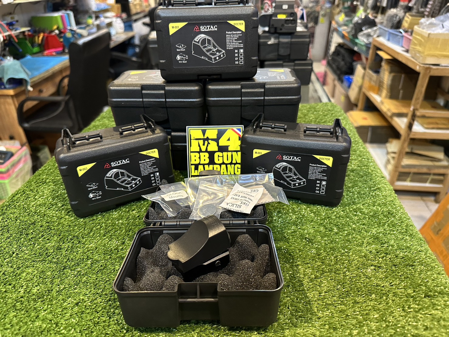 Dot: SOTAC M-003 DOCTER