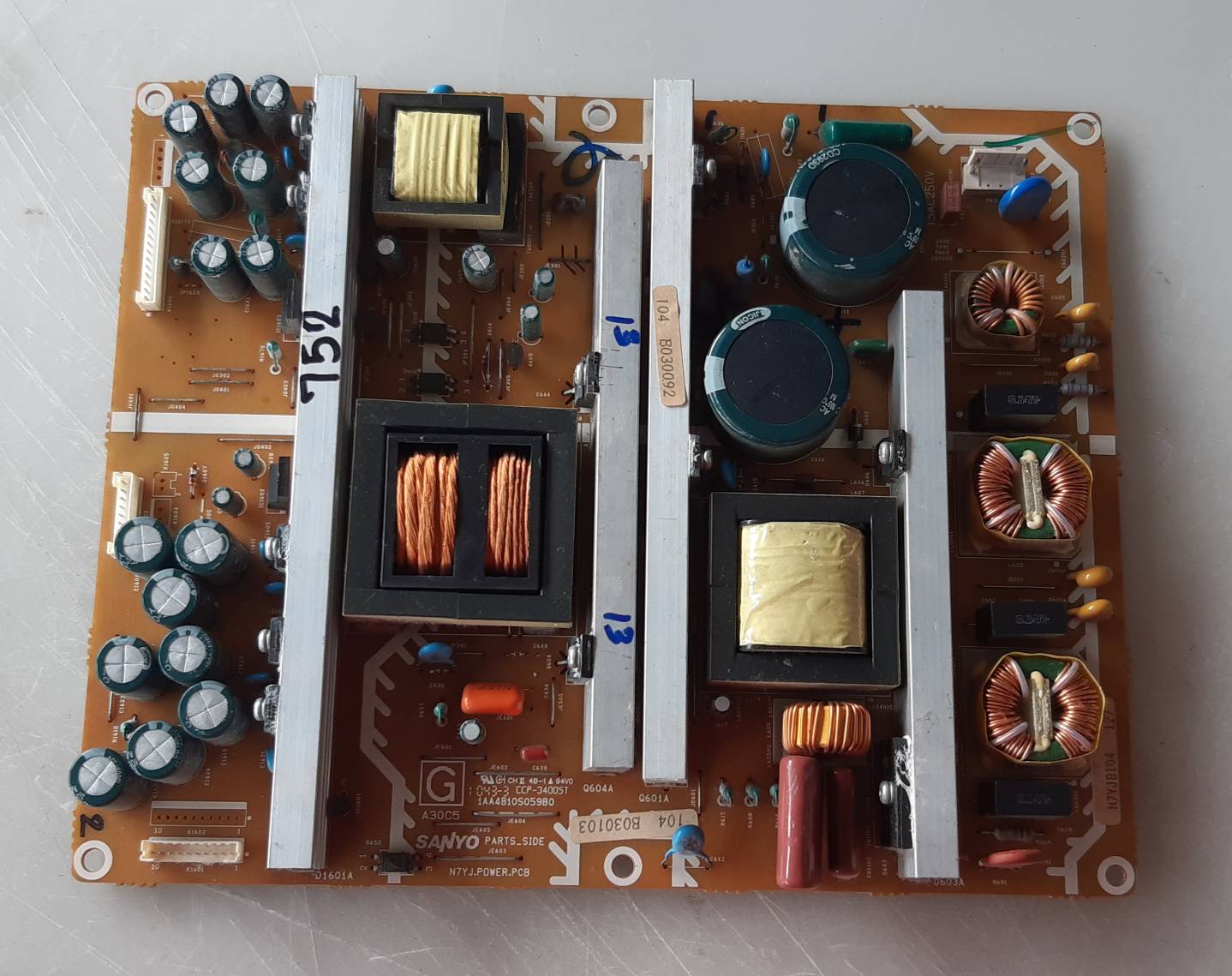 อันที่ 752 SANYO LCD-42K40-HD ซัฟฟลาย 1AA4B10S05900 ดีเทสแล้ว