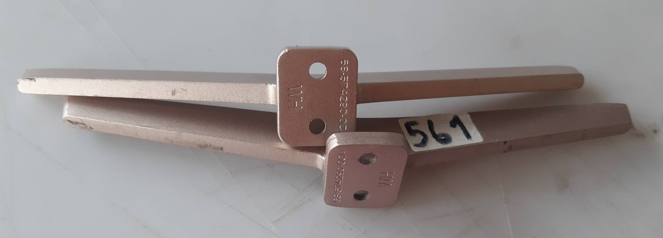 อันที่ 561 ขาทีวี TCL 49P3CS 68-574290-00A