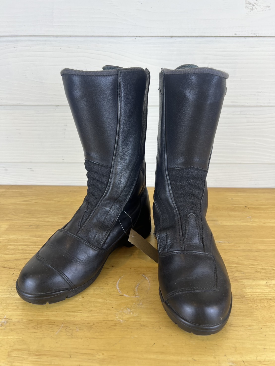 รองเท้าขี่มอเตอร์ไซด์( มือสอง) CMBA-181 Size ขนาดจากป้าย 36EUR /3UK /22CM BMW