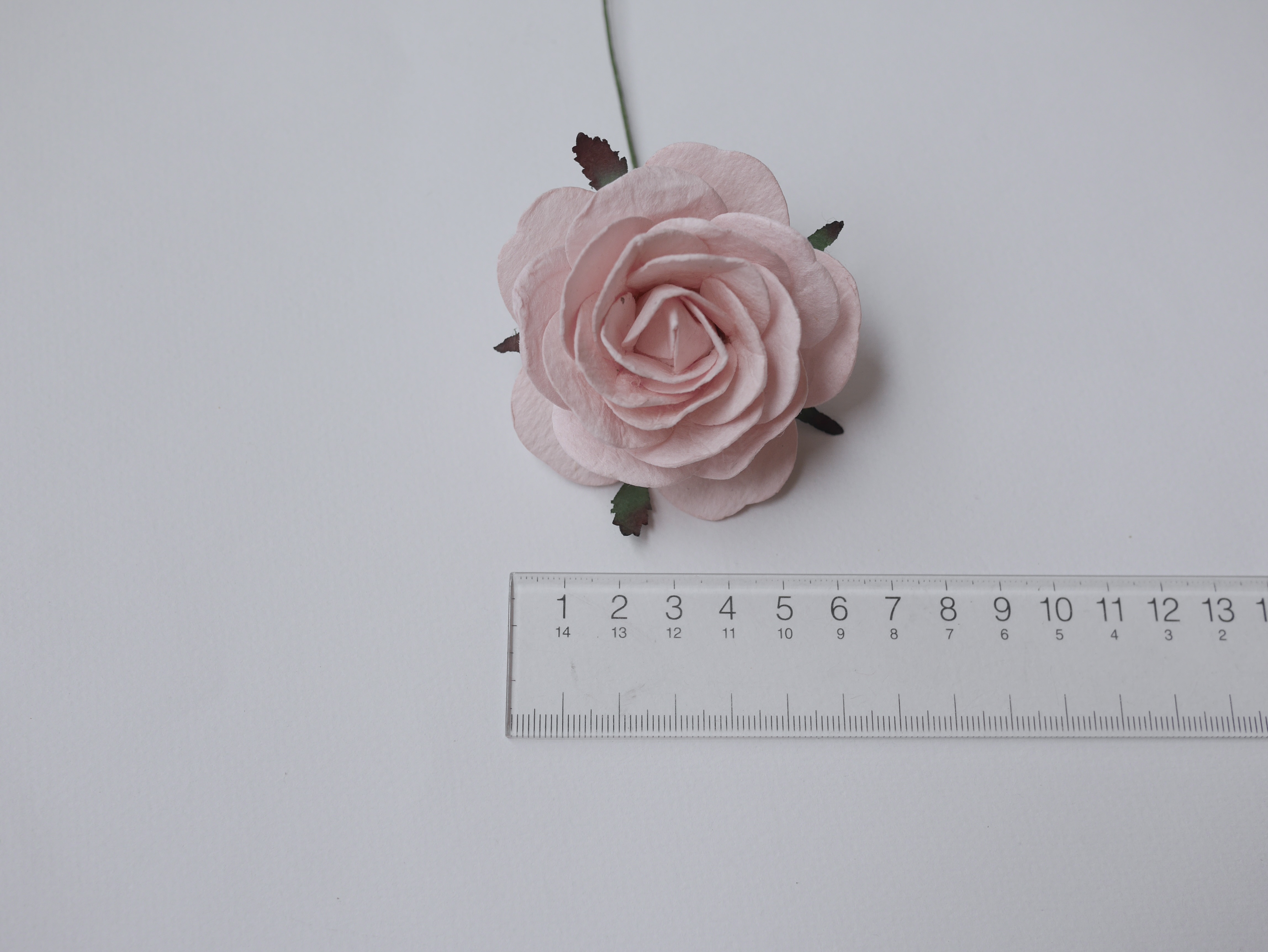 ดอกไม้กระดาษสา ดอกไม้กุหลาบกระดาษ ดอกกุหลาบกระดาษ ขนาด 6.5 cm., สำหรับของชำร่วย, งานแต่งงาน, สีชมพูอ่อน Paper flower,10 Pieces mulberry rose, 6.5 cm. soft pink color