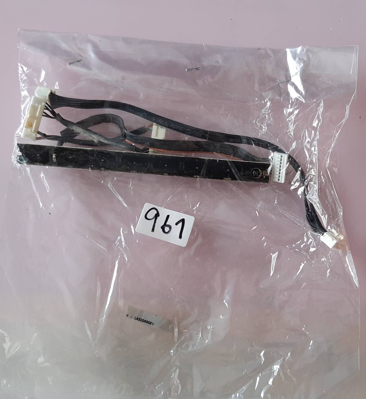 ชุดสายแพร 961 Samsung LA32D400E1