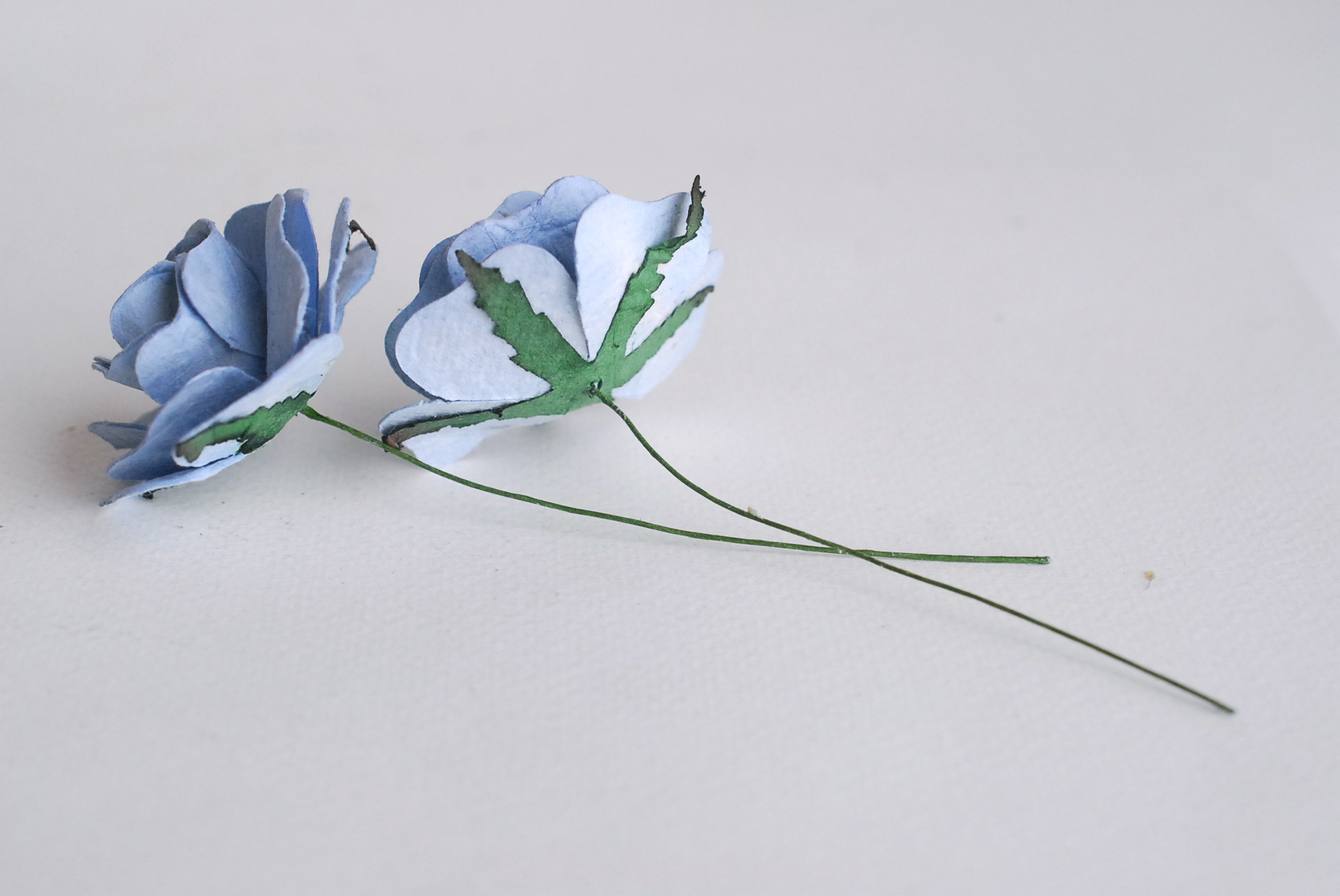 ดอกไม้กระดาษสา,ดอกกุหลาบกระดาษ กุหลาบ ดอกไม้ประดิษฐ์ สำหรับของชำร่วย, งานแต่งงาน,ทำข้อมือดอกไม้เพื่อนเจ้าสาว ดอกกุหลาบ PUL4-4 N ขนาด 4.5 cm. สีน้ำเงินตุ่น #170