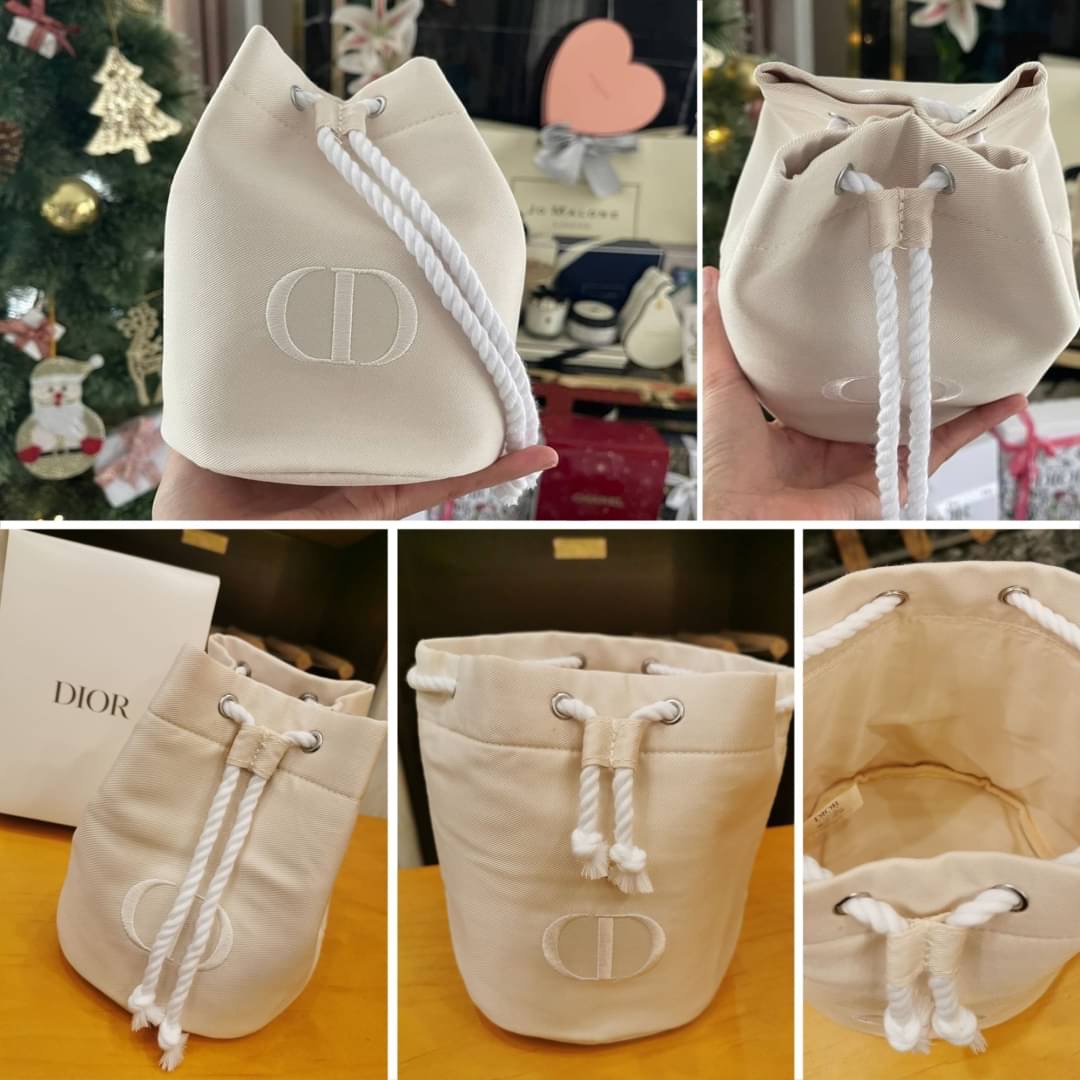 กระเป๋า Dior ทรงขนมจีบ สีครีม