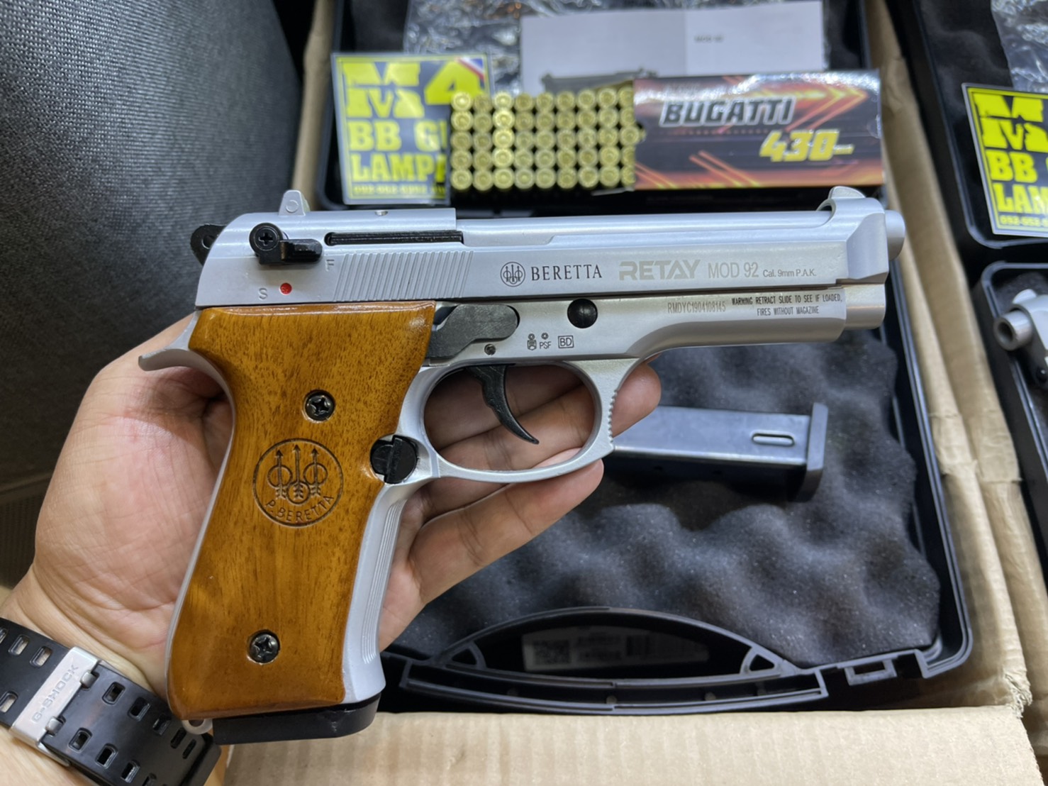 RETAY บาเรทต้า MOD 92 บรอนซ์เงิน ด้าม ไม้