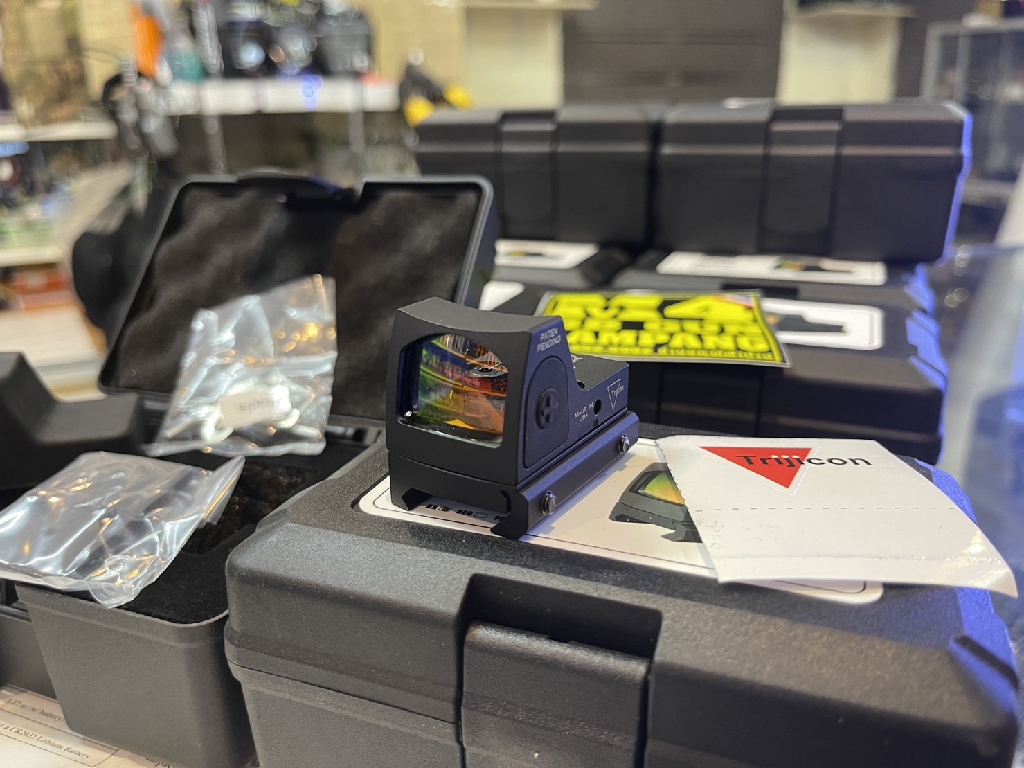 Dot:IMPACT REDDOT TRIJICON RMR กล้องจุดแดง มีขาจับสำหรับปืนสั้น