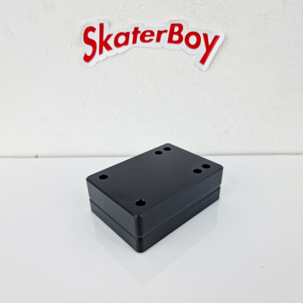 [0310] พลาสติกรองทรัค แข็งแรงทนทาน หนา 30mm เพิ่มความสูงกันล้อกัดบอร์ด วัสดุ POM