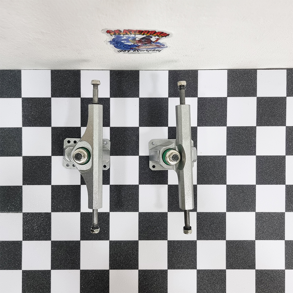 [0306] Surf truck บุชชิ่ง วู๊ดดี้ 6.25 นิ้ว สูง 3.5นิ้ว