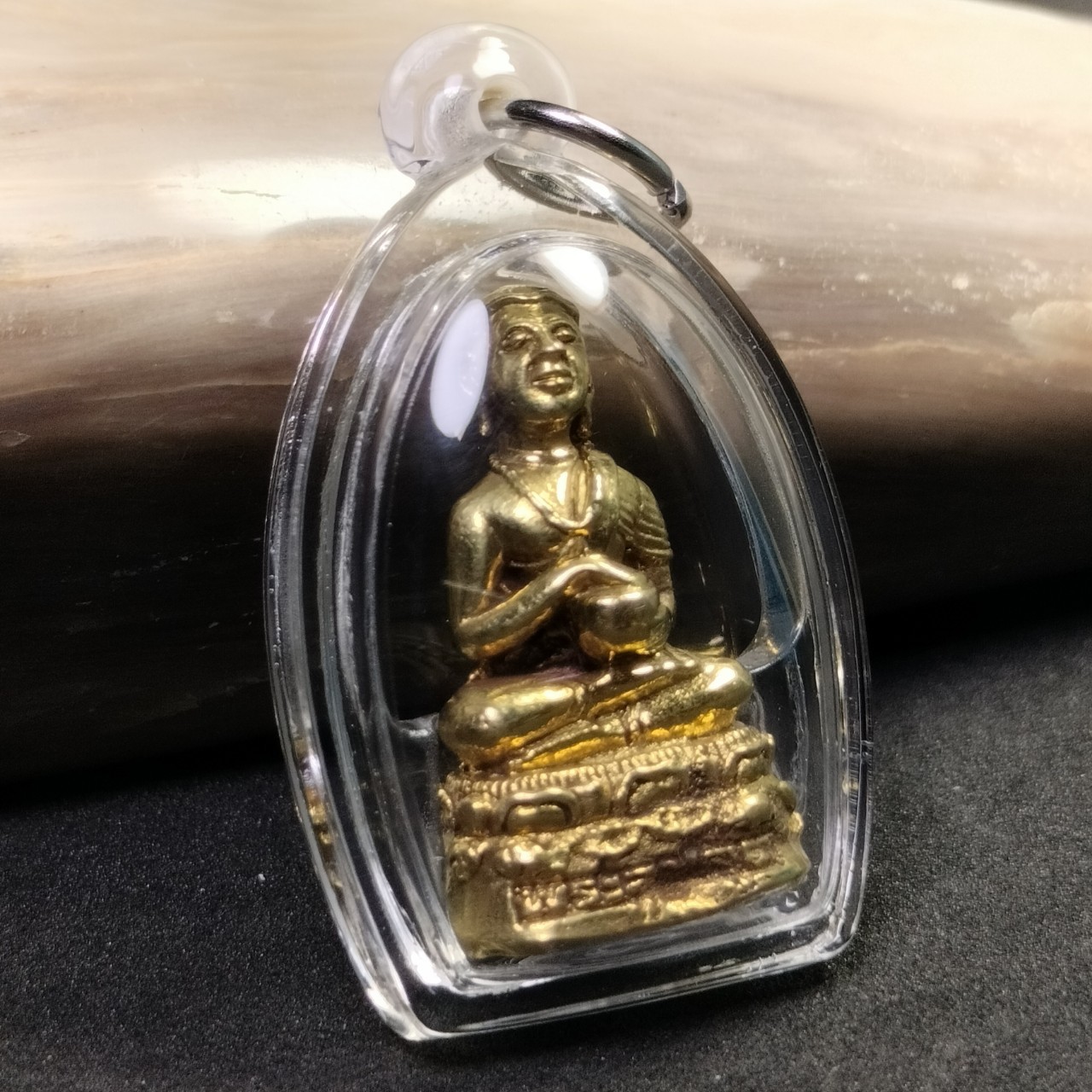 อรหันต์จกบาตร หรือ พระอุปคุปต์ หลวงปู่หงษ์