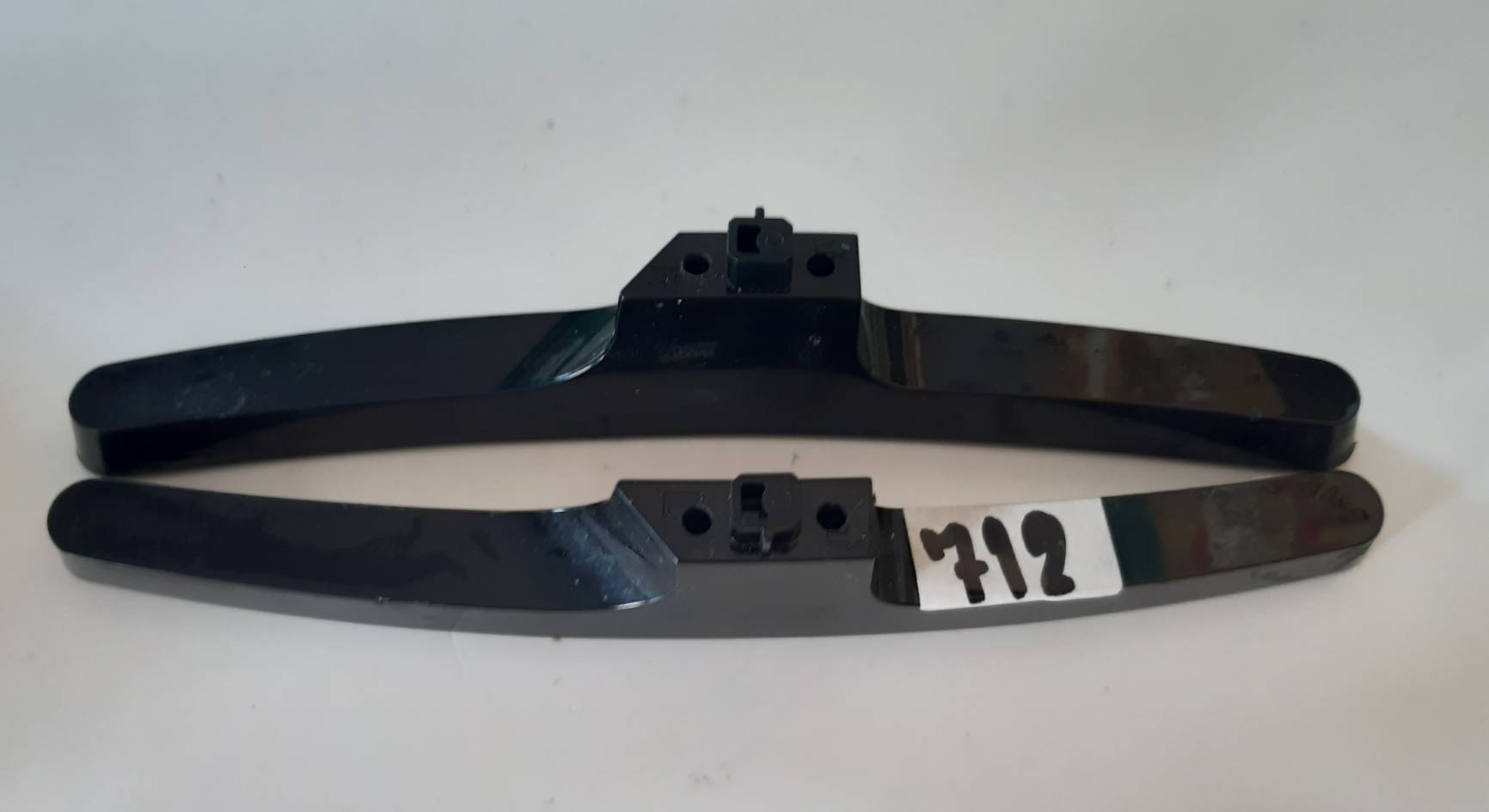 อันที่ 712 ขาทีวี Samsung UA32N4003AK 1701-0564-9000 1701-0565-0000