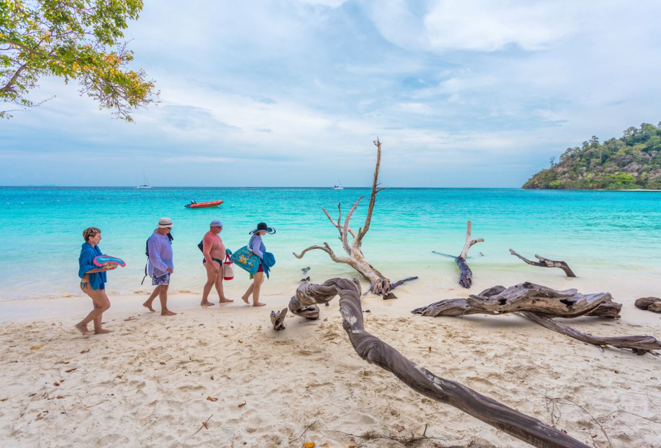 ทัวร์เกาะรอก