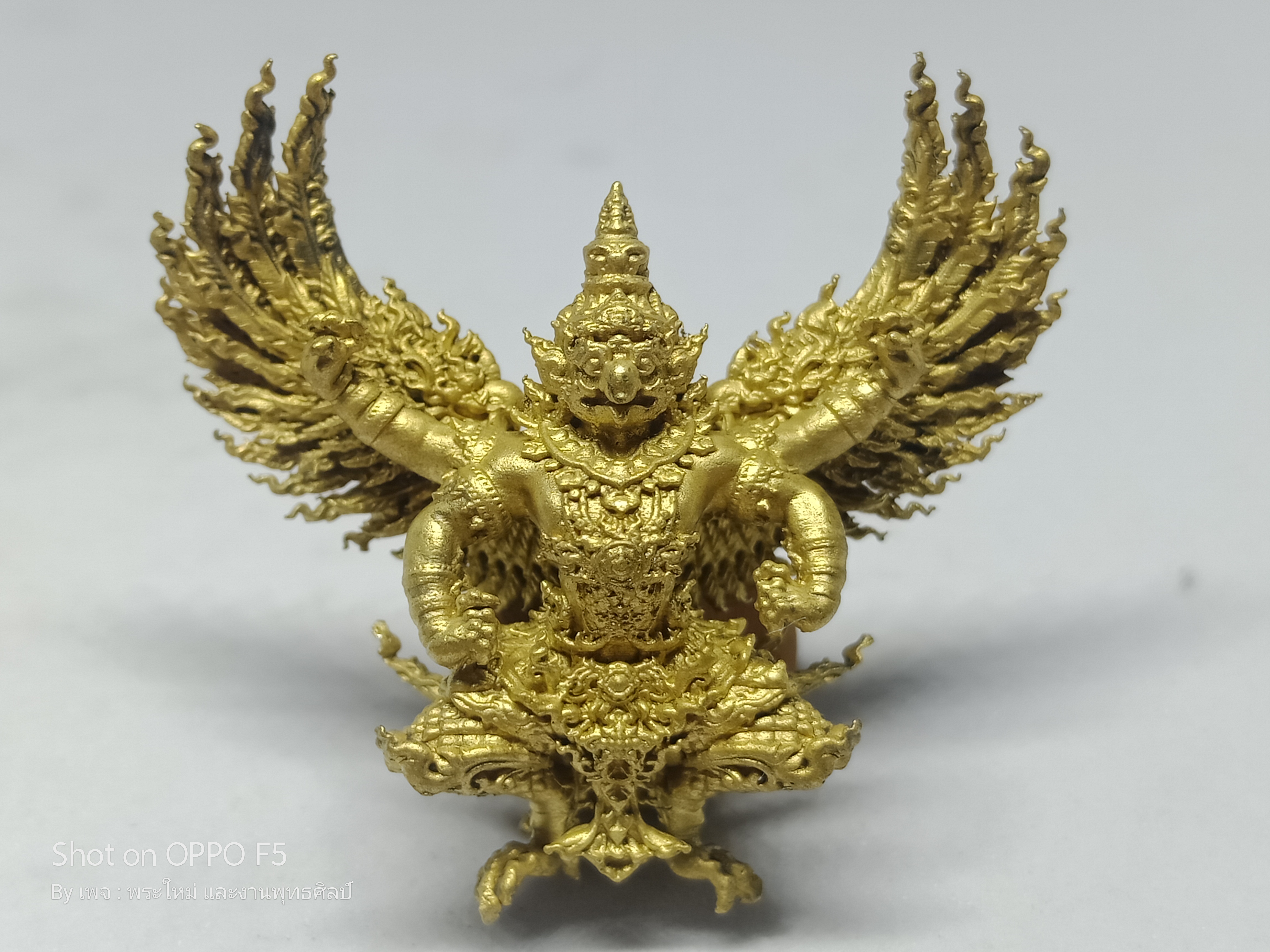 ครุฑ ดวงตรามหาเดช เนื้อ : ทองระฆังโบราณยิงทราย