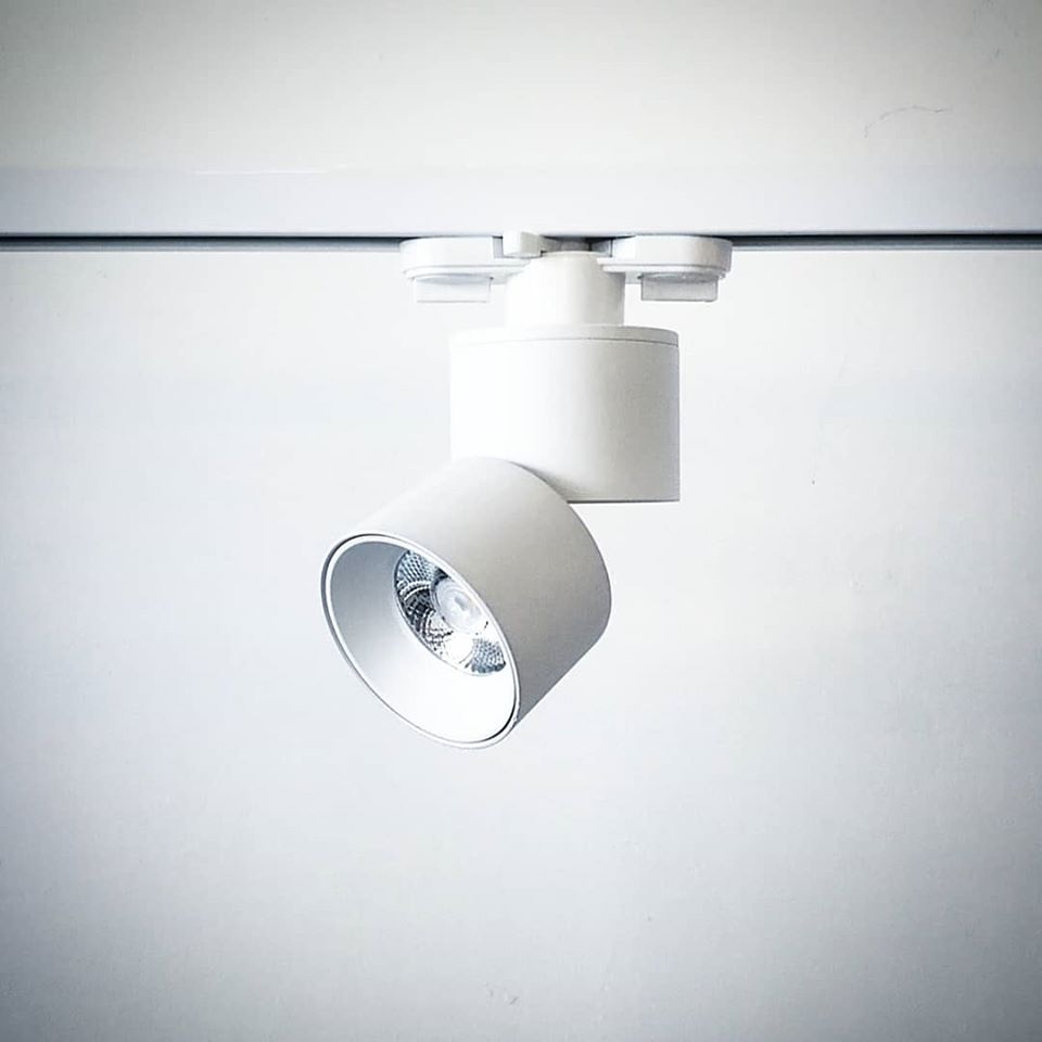โคมไฟ TRACK LIGHT รุ่น HF-A185WH