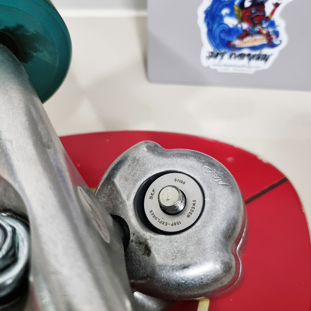 [0314] ชุด bearing SKF สำหรับ surf truck YOW ด้านบน ด้านล่าง