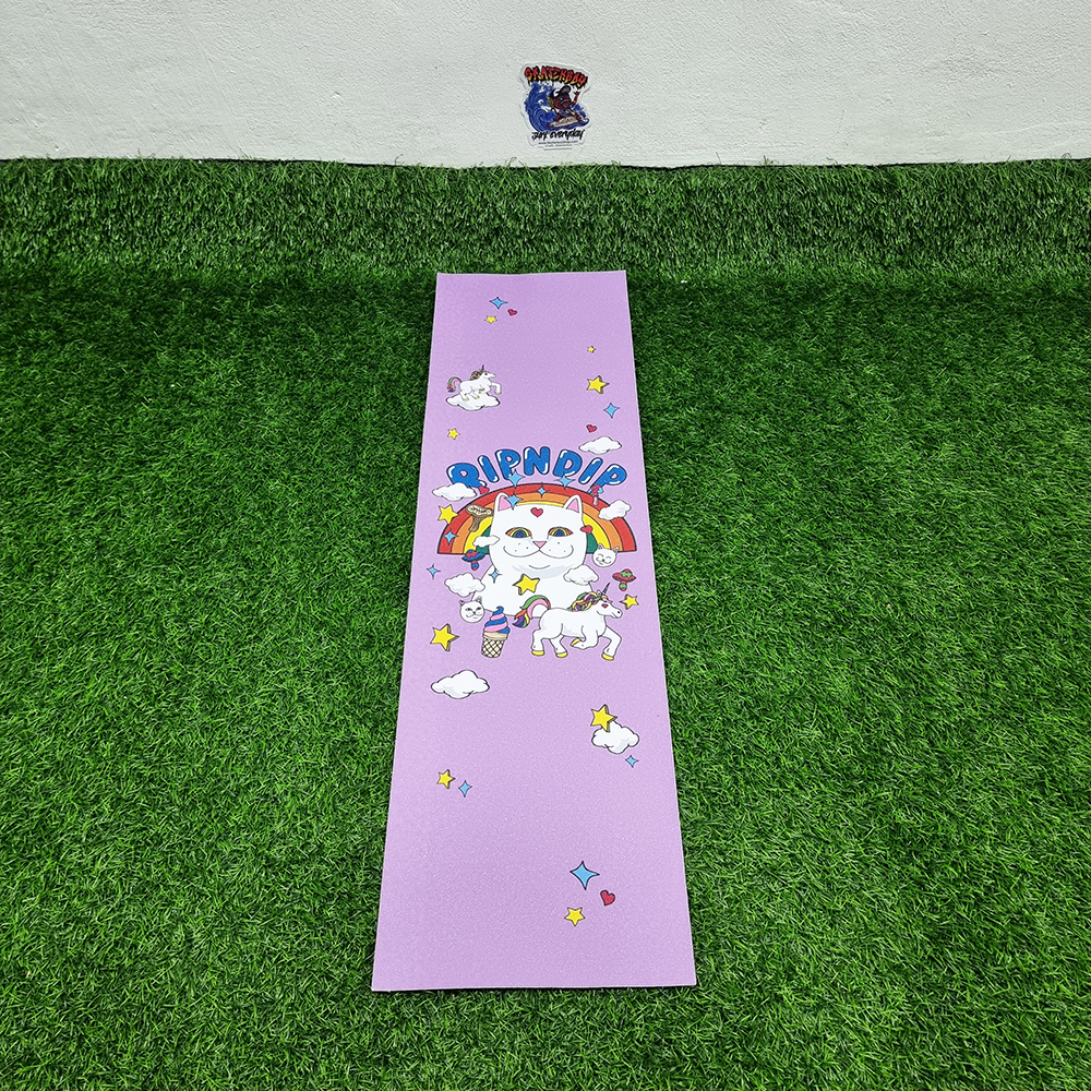 [0304] สติ๊กเกอร์กระดาษทราย ลายแมวฟรุ้งฟริ้ง ขนาด 83x24cm street skateboard Grip tape