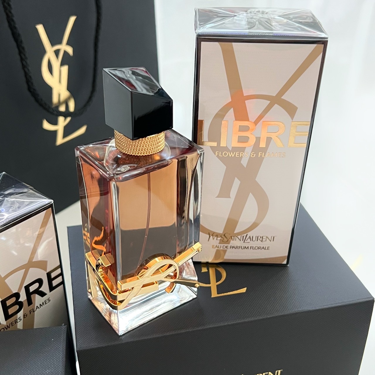 YSL Libre Flowers & Flames EDP 90 ml Box Set พร้อมถุงกระดาษ