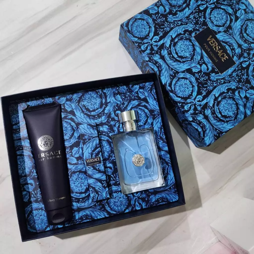เซ็ทน้ำหอม Versace Pour Homme EDT 100 ml Gift Set 2024