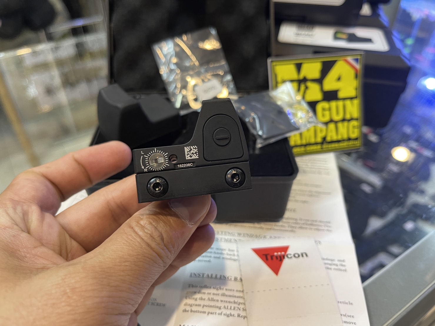 Dot:IMPACT REDDOT TRIJICON RMR กล้องจุดแดง มีขาจับสำหรับปืนสั้น