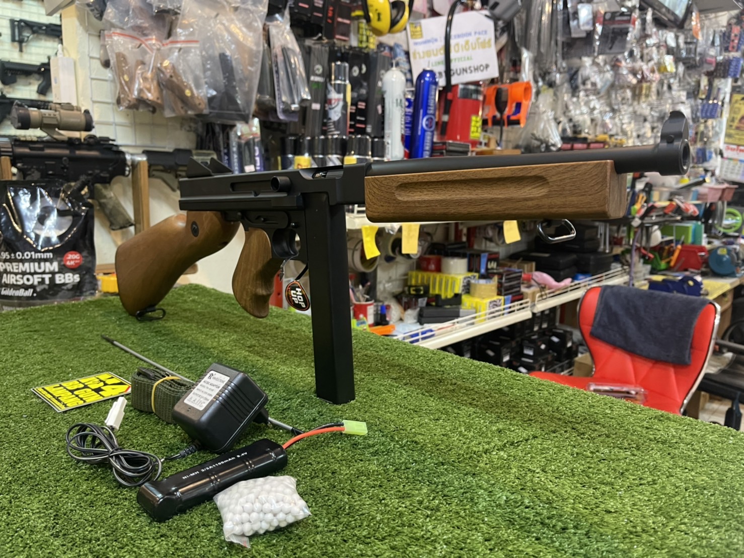 CYMA CM.033 Thompson