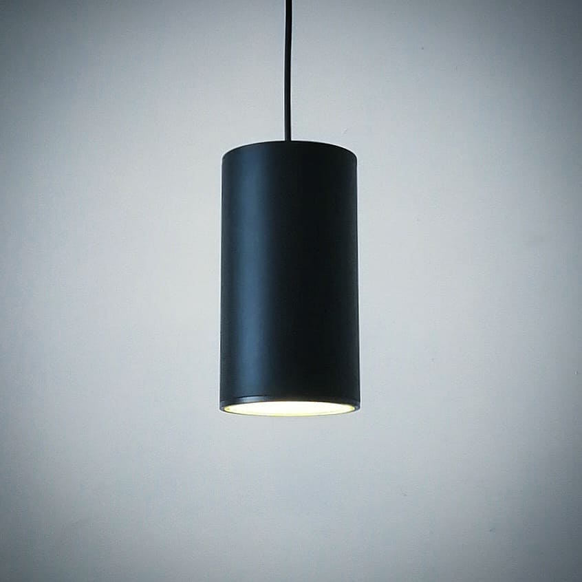โคมไฟห้อยทรงกระบอกสีดำ YB-F0508 110 SB (Pendant)