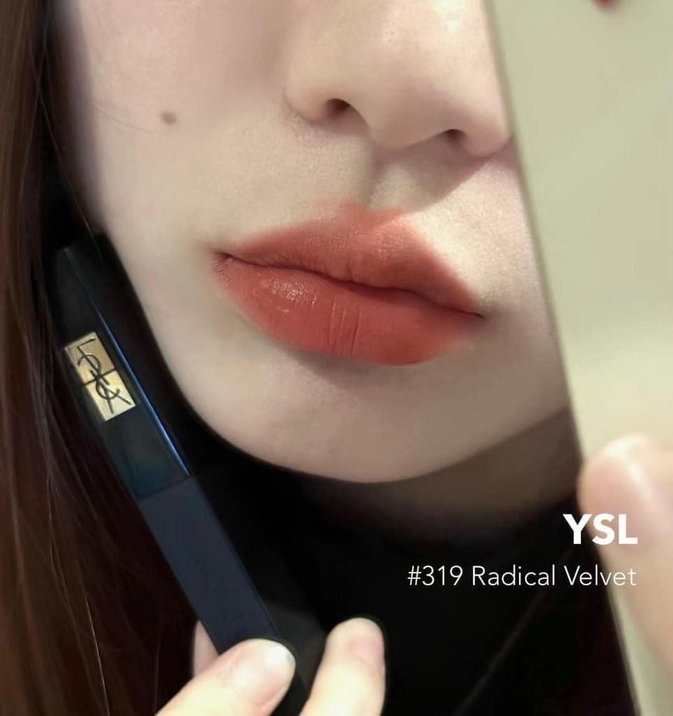 ลิปสติก YSL The Slim Velvet Radical # 319 ขนาด 2g
