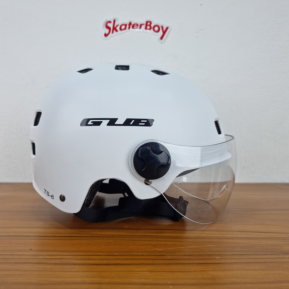 [0101][ลด50%] หมวกกันน็อค มีแว่นกันลม ปรับได้3ระดับ รอบหัว 58-60cm