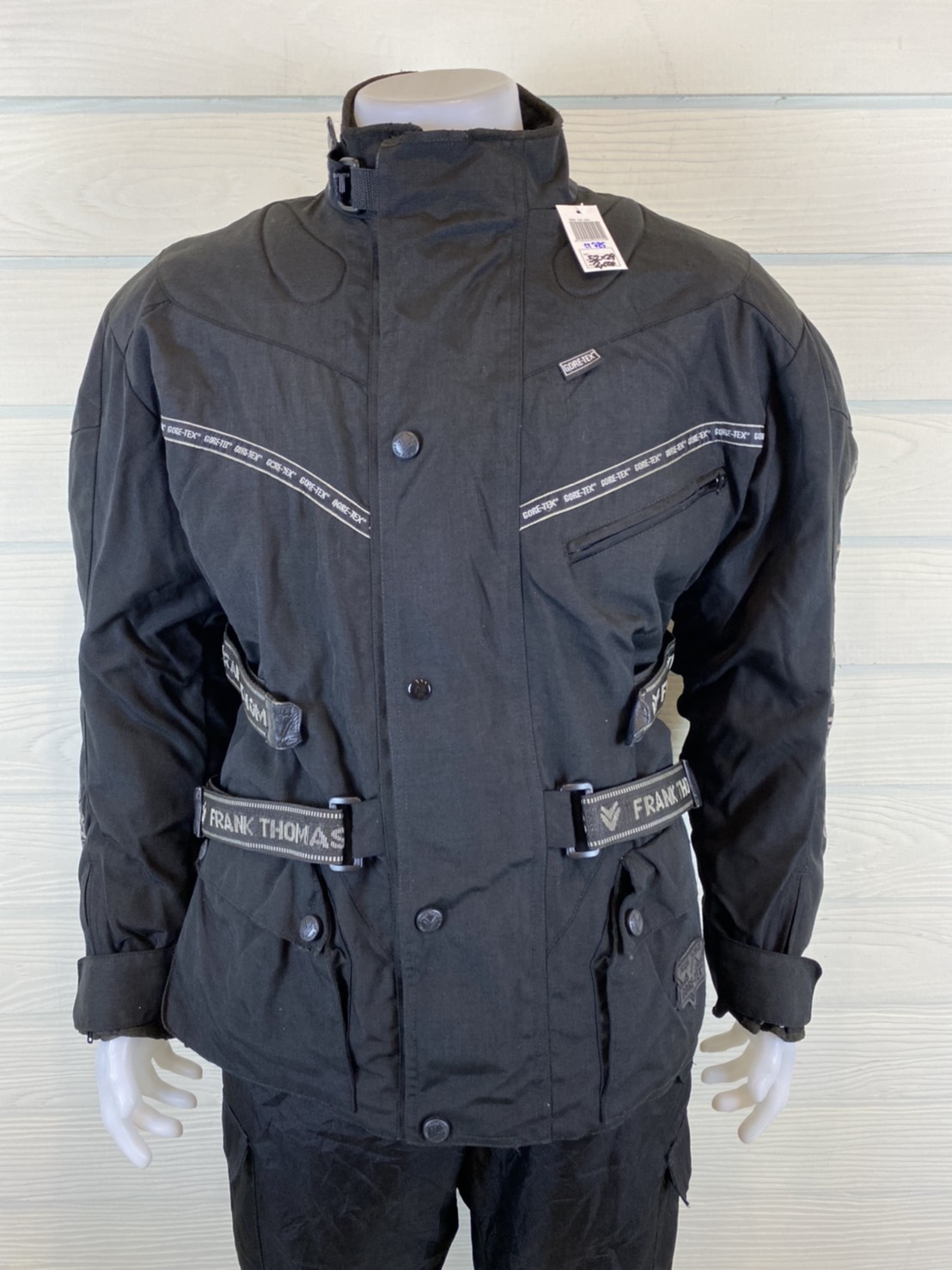 เสื้อขี่มอเตอร์ไซด์( มือสอง) CT 725 : อก 52" ยาว 29" Frank Thomas