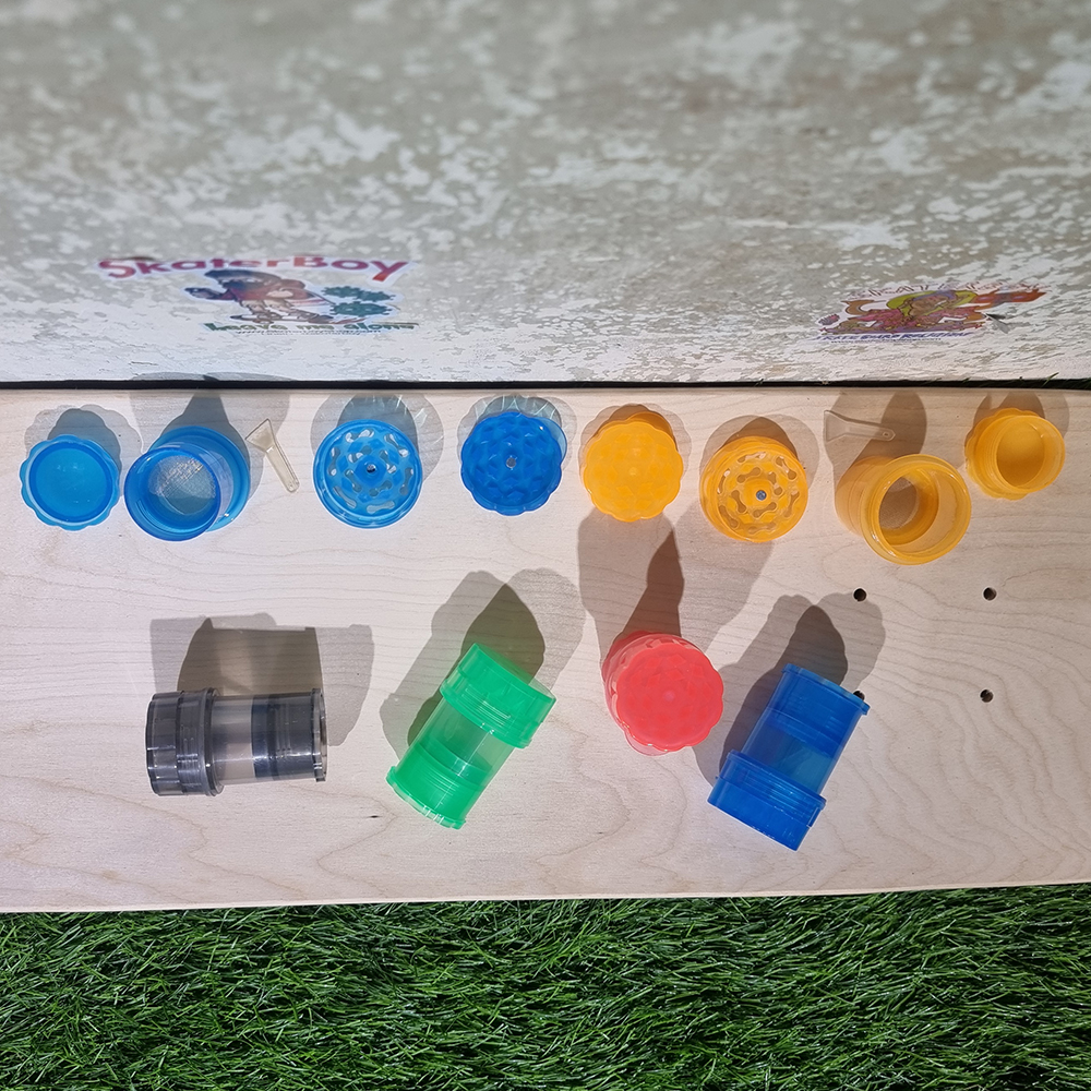 [1002] Grinder พราสติก ขนาด 40x63mm 4ชั้น ทรงยาว ที่บดสมุนไพร เครื่องบดสมุนไพร บดกาแฟ ไกเดอร์บด