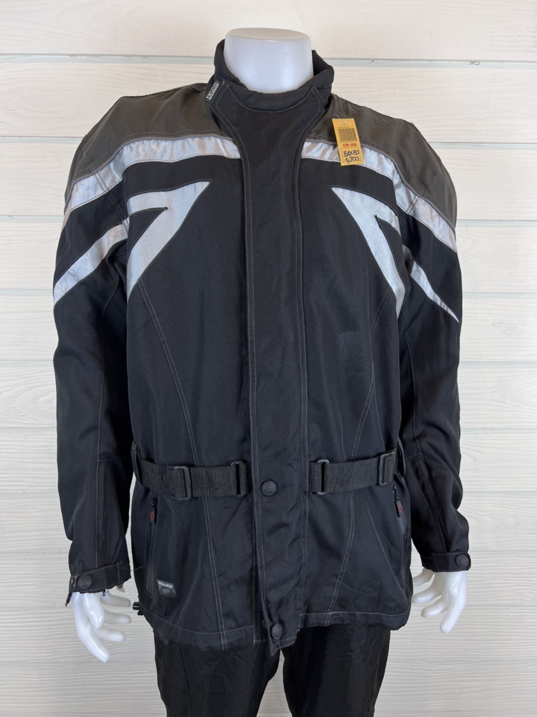 เสื้อขี่มอเตอร์ไซด์( มือสอง) CTA 010 : อก 54" ยาว 30" รอบเอว 50" UVEX