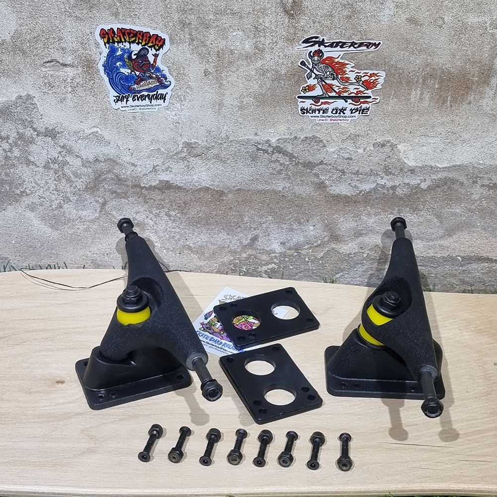 [0306] Surf truck CX4 V1 classic สีดำยิงทราย พร้อมชุดน็อต ยางรอง บูชชิง โคน3บาเรล1 แข็ง80A งานดี