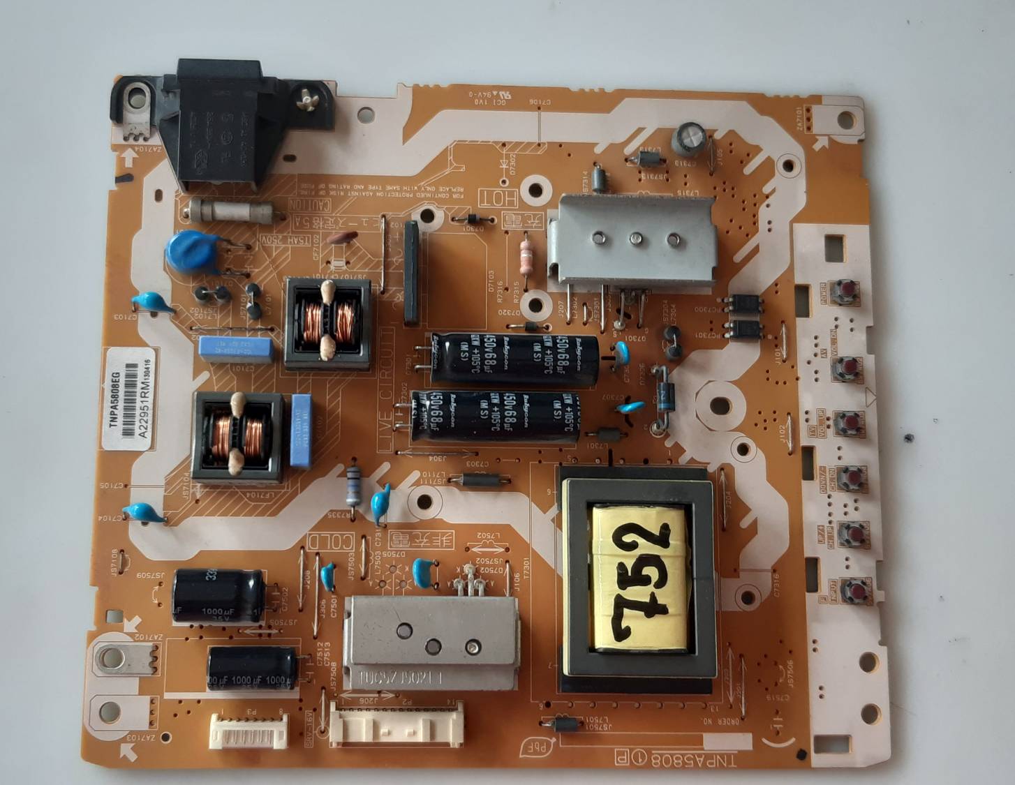อันที่ 752 Panasonic TH-L32B6T ซัฟฟลาย TNPA5808 ดีเทสแล้ว