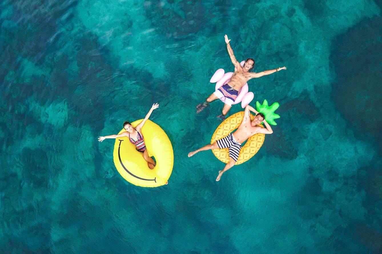 อันดับ 1 ทัวร์เกาะพีพี อ่าวมาหยา อ่าวปิเละ เกาะไข่ เรือสปีดโบ๊ท Phi Phi Island Khai Island - Maya Bay - Pileh Lagoon