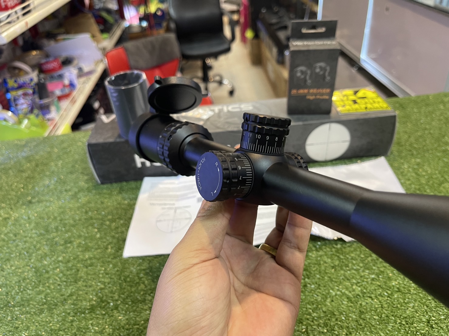 Scope:Vector Optics Hugo 4-16x44SFP