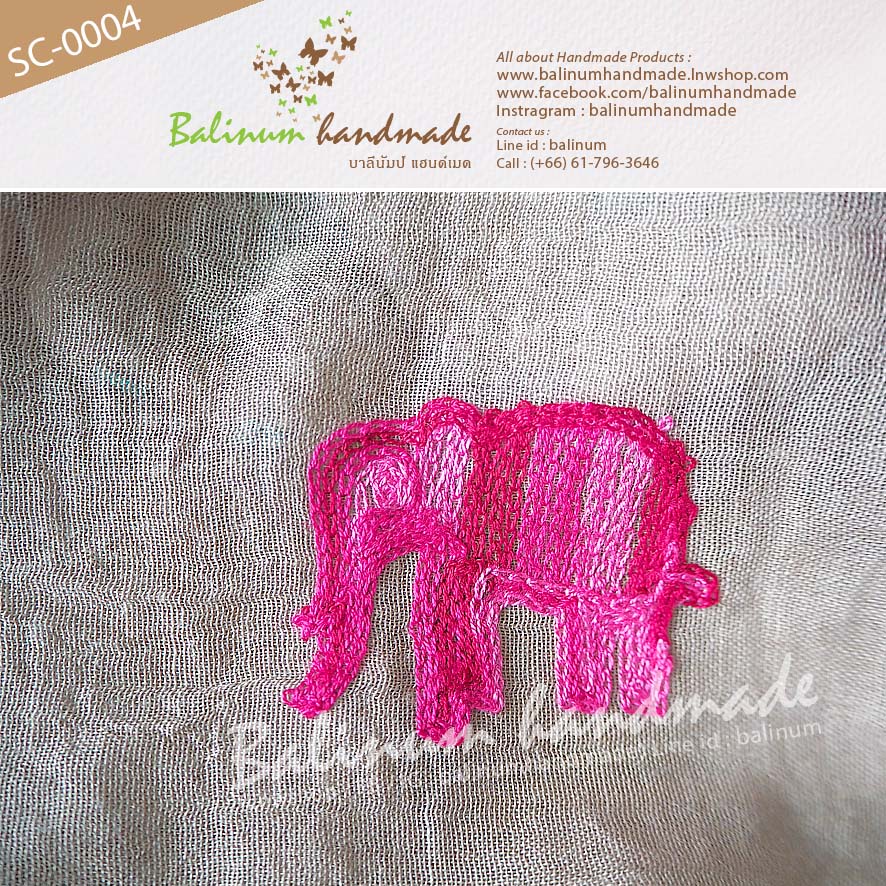 ผ้าพันคอเนื้อคอทตอล 60% และเนื้อลินิน 40% พื้นน้ำตาล ลายช้างปักทั้งผืน เนื้อผ้านุ่ม บางเบา ให้ความอบอุ่น รู้สึกสบาย เนื้อผ้าค่อนข้ น้ำตาล (Brown)