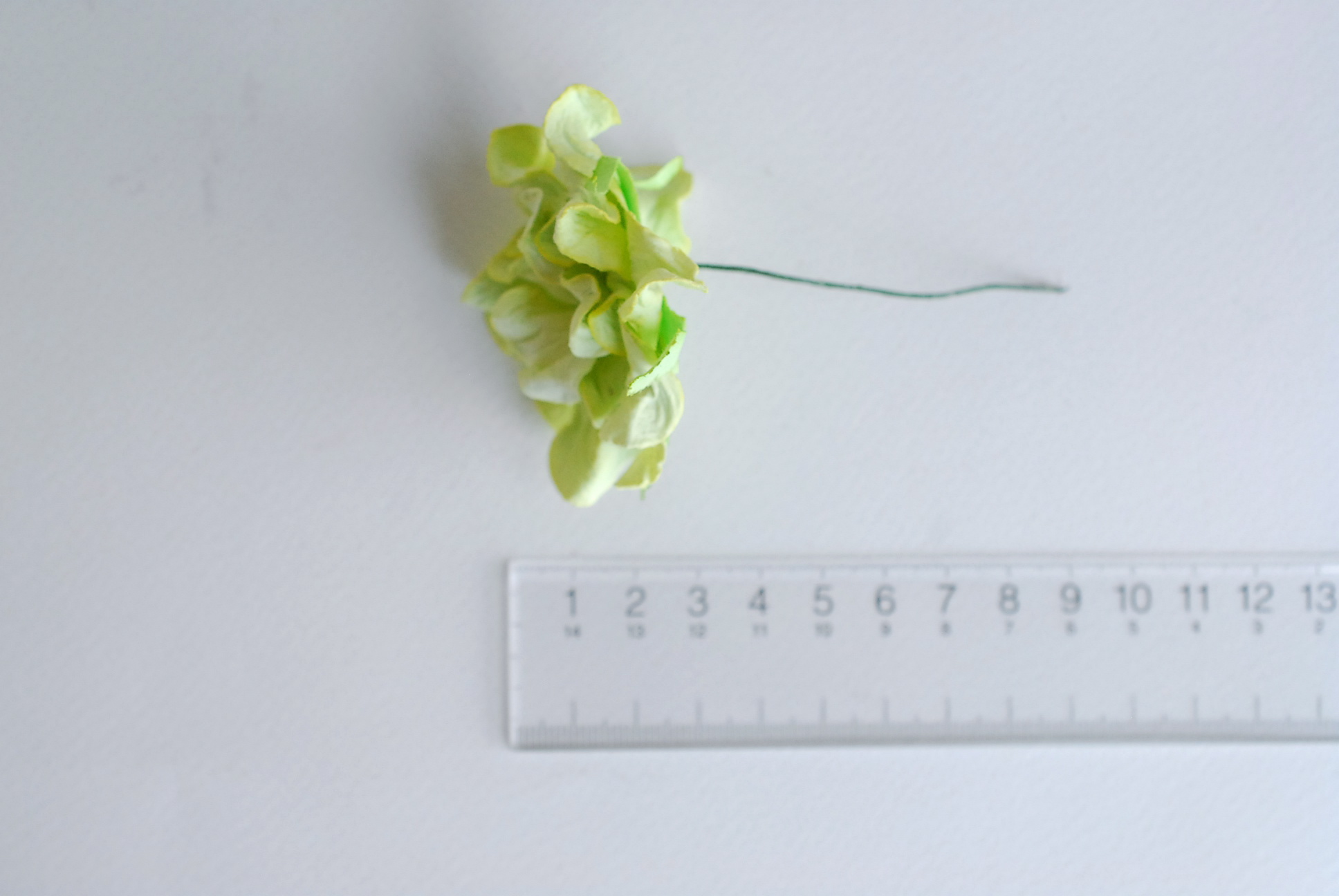 ดอกไม้กระดาษสา ราคาส่ง, ดอกการเดนเนียกระดาษสา ดอกไม้ประดิษฐ์ ตกแต่งงานแต่งงาน ประดิษฐ์ข้อมือเพื่อนเจ้าสาว ขนา่ด 5.5 cm., สำหรับของชำร่วย, งานแต่งงาน, ดอกไม้ทำข้อมือเจ้าสาว สีเขียวอ่อน จำนวน 25 ดอก Paper flower,25 Pieces mulberry gardenia flowers suppiles