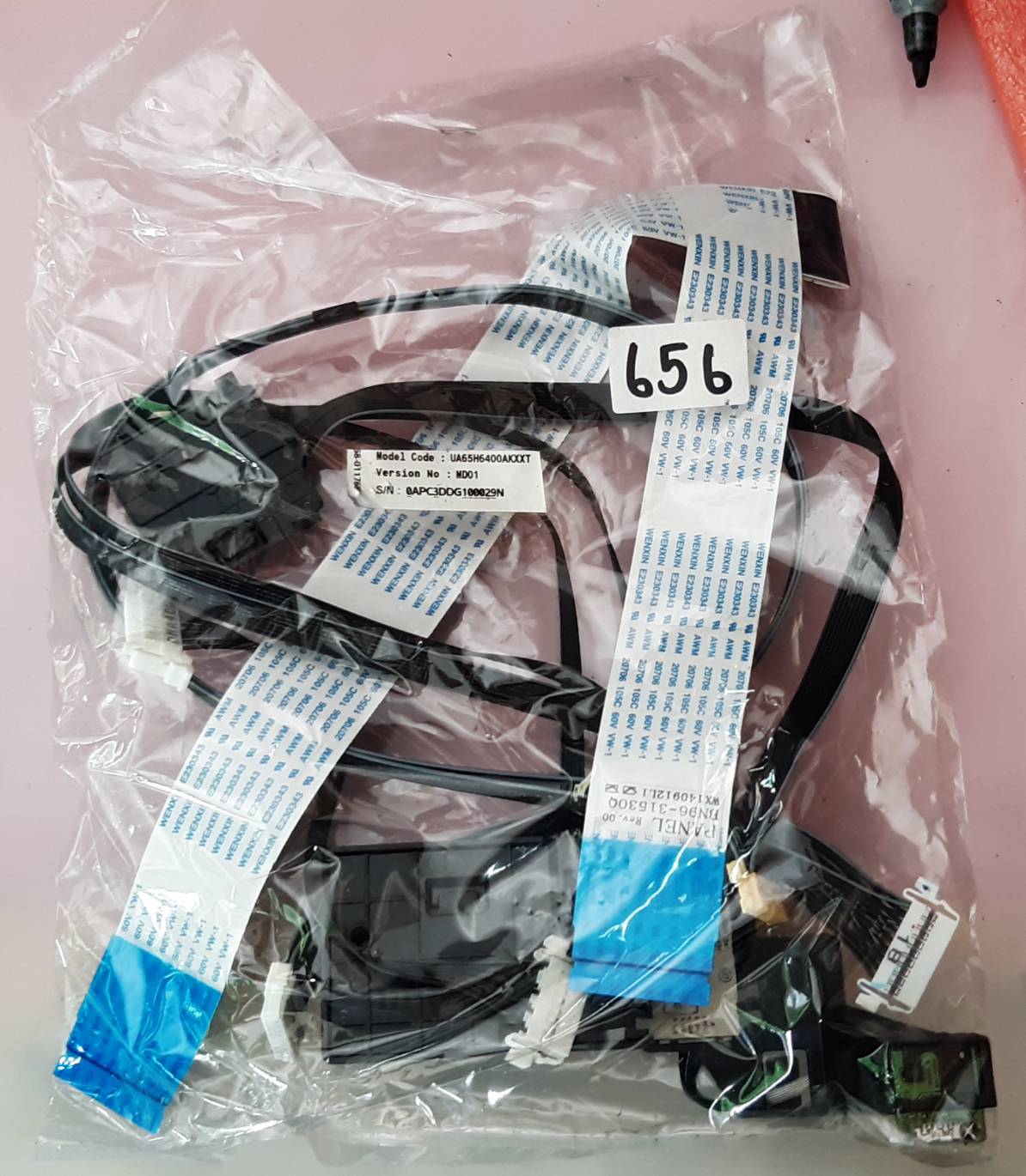 ชุดสายแพร 656 Samsung UA65H6400AKXXT