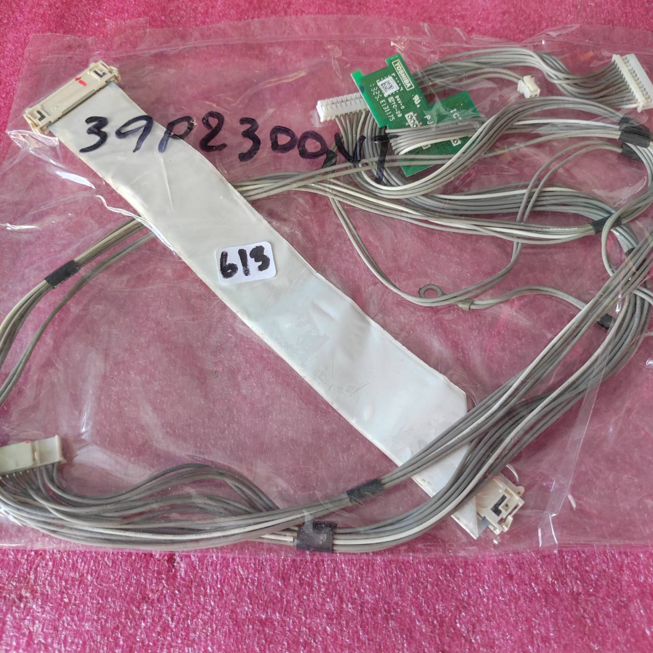ชุดสายแพร 613 TOSHIBA 39P2300VT