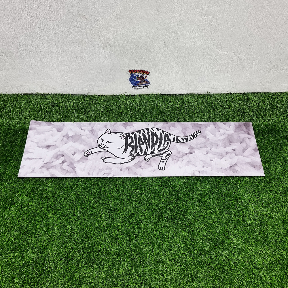 [0304] สติ๊กเกอร์กระดาษทราย ลายแมวในท่าต่างๆ ขนาด 83x24cm street skateboard Grip tape