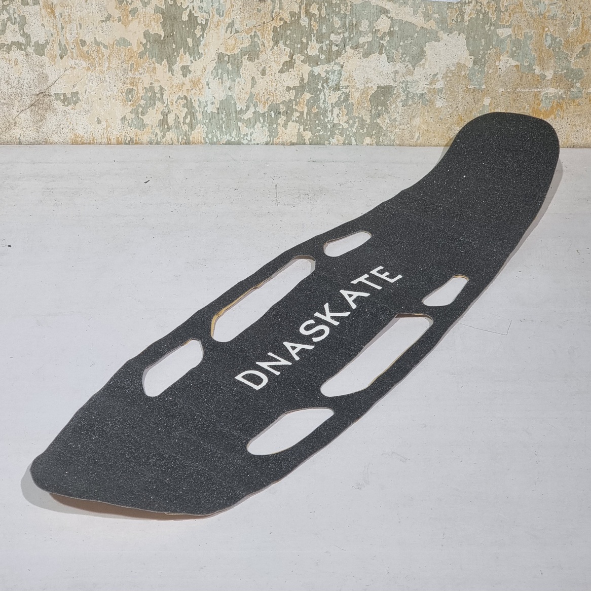 [0501] กระดาษทราย สเก็ตบอร์ดไฟฟ้า รุ่น DNA skate