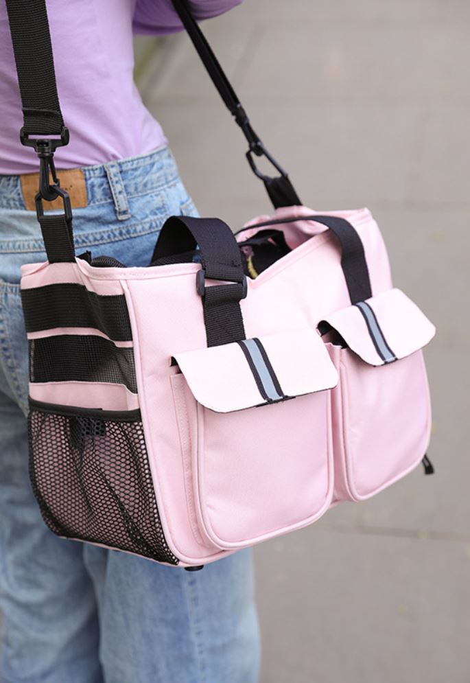 [1100] กระเป๋าสุนัข แมว ถือ สะพายข้าง ใส่แมวง่าย ระบายอากาศดี