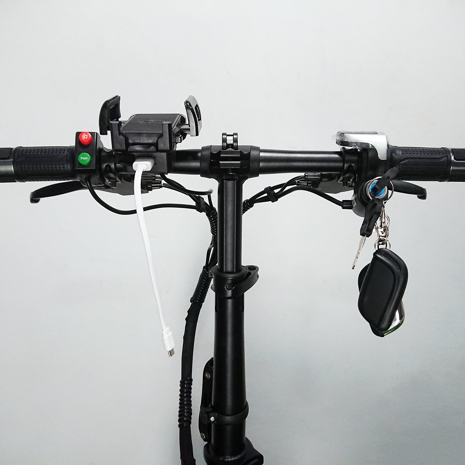 [0801] จักรยานไฟฟ้า รุ่น Mini 2ที่นั้ง พร้อมไฟเบรก แบต 48V รับประกัน6เดือน มี 3 สี ดำ แดง ขาว